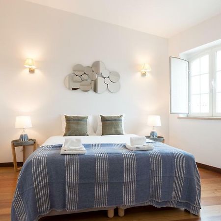 Alfama Modern Two-Bedroom Apartment W/ River View And Parking - By Lu Holidays Lisbona Esterno foto