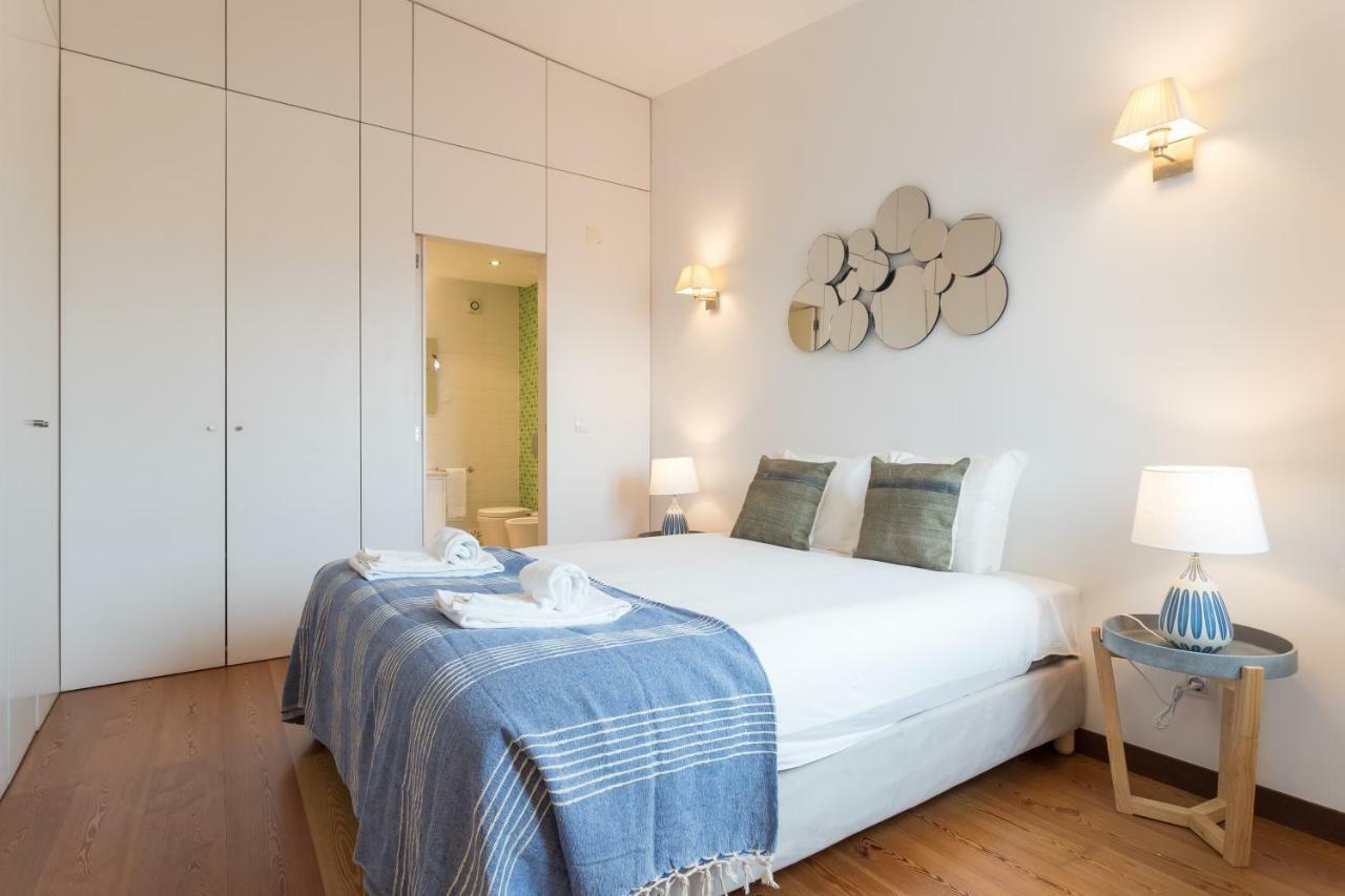 Alfama Modern Two-Bedroom Apartment W/ River View And Parking - By Lu Holidays Lisbona Esterno foto