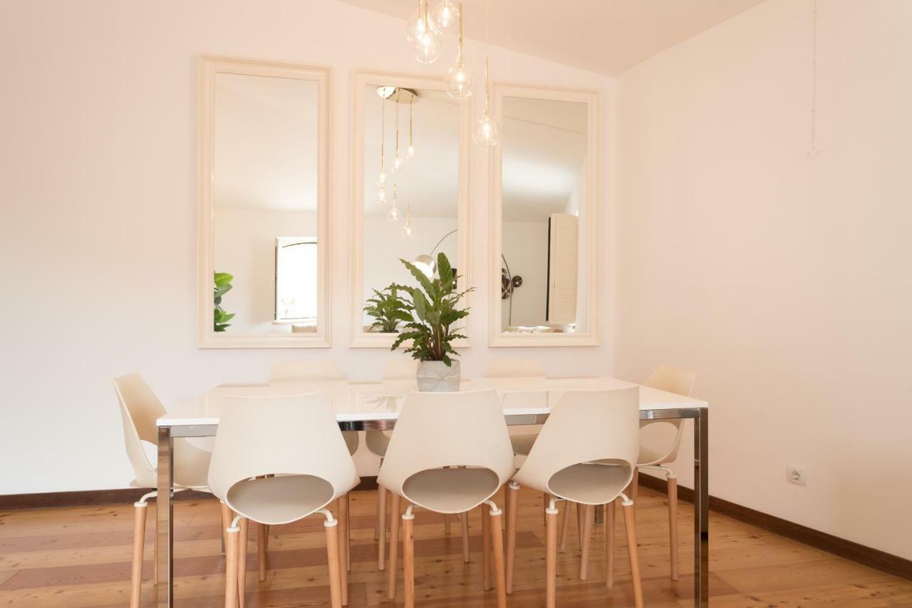 Alfama Modern Two-Bedroom Apartment W/ River View And Parking - By Lu Holidays Lisbona Esterno foto